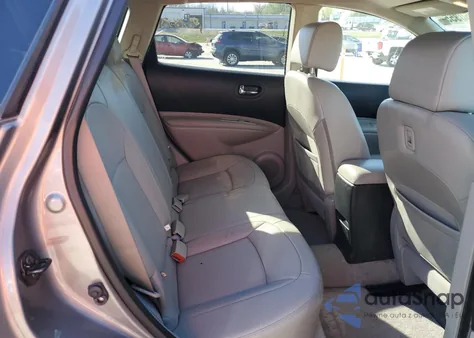 2013 Nissan Rogue S z USA, uszkodzony, nr VIN JN8AS5MV2DW643491